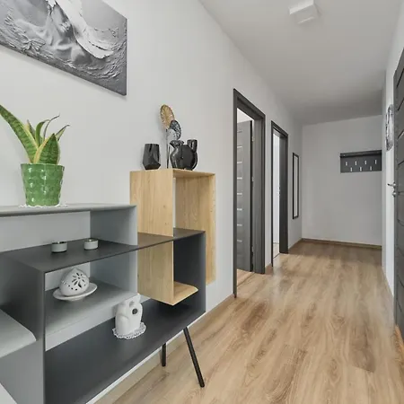 Appartement Spacious With Balcony Near The Slavic Hill By Renters Prestige Wrocław