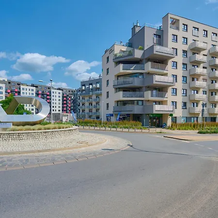 Apartment Spacious With Balcony Near The Slavic Hill By Renters Prestige *