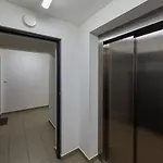 Spacious With Balcony Near The Slavic Hill By Renters Prestige アパート ヴロツワフ