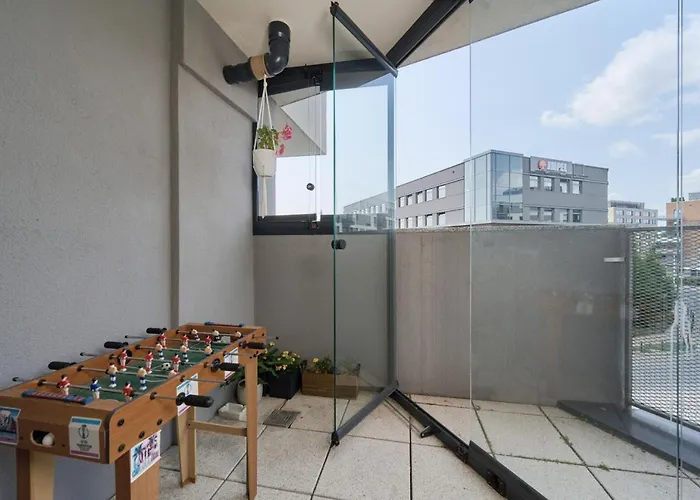 Spacious With Balcony Near The Slavic Hill By Renters Prestige * Breslavia