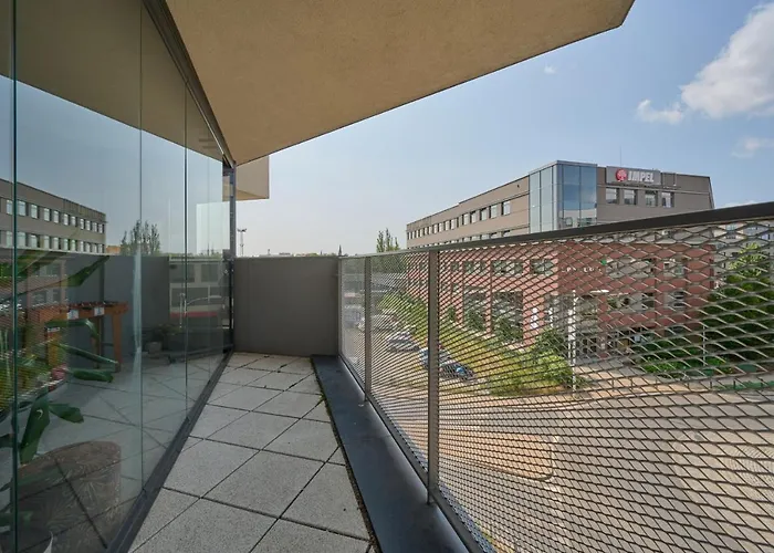 Spacious With Balcony Near The Slavic Hill By Renters Prestige