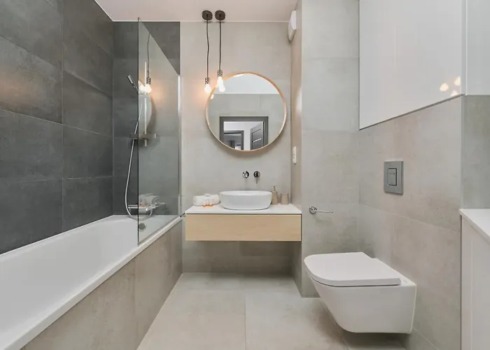 Appartamento Spacious With Balcony Near The Slavic Hill By Renters Prestige