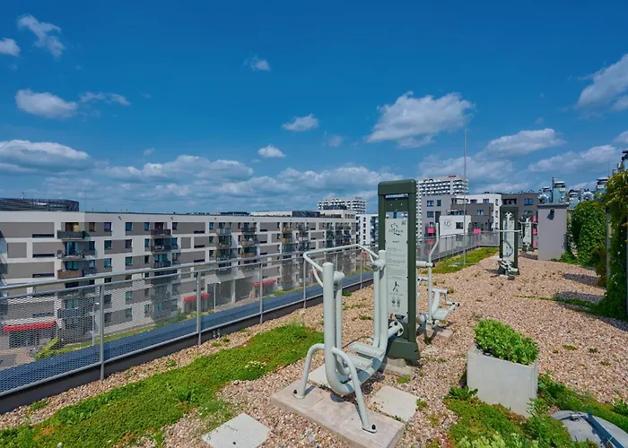 Spacious With Balcony Near The Slavic Hill By Renters Prestige * Breslavia