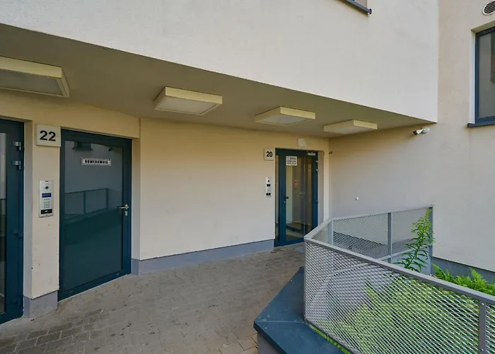 Spacious With Balcony Near The Slavic Hill By Renters Prestige * Breslavia